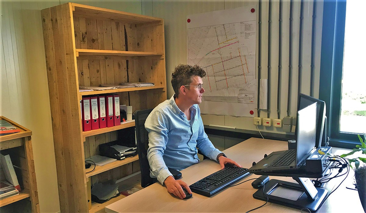 Wesley werken bij 2.JPG