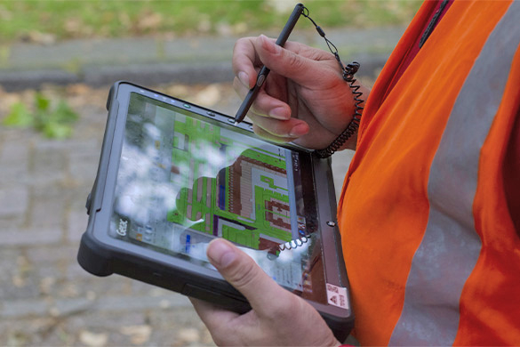 Wegen tablet MJ Oomen 585x390.jpg
